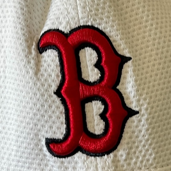BOSTON RED SOX New Era 39thirty MLB Fitted Cap Medium / Large FAST SHIPPING - Picture 5 of 14